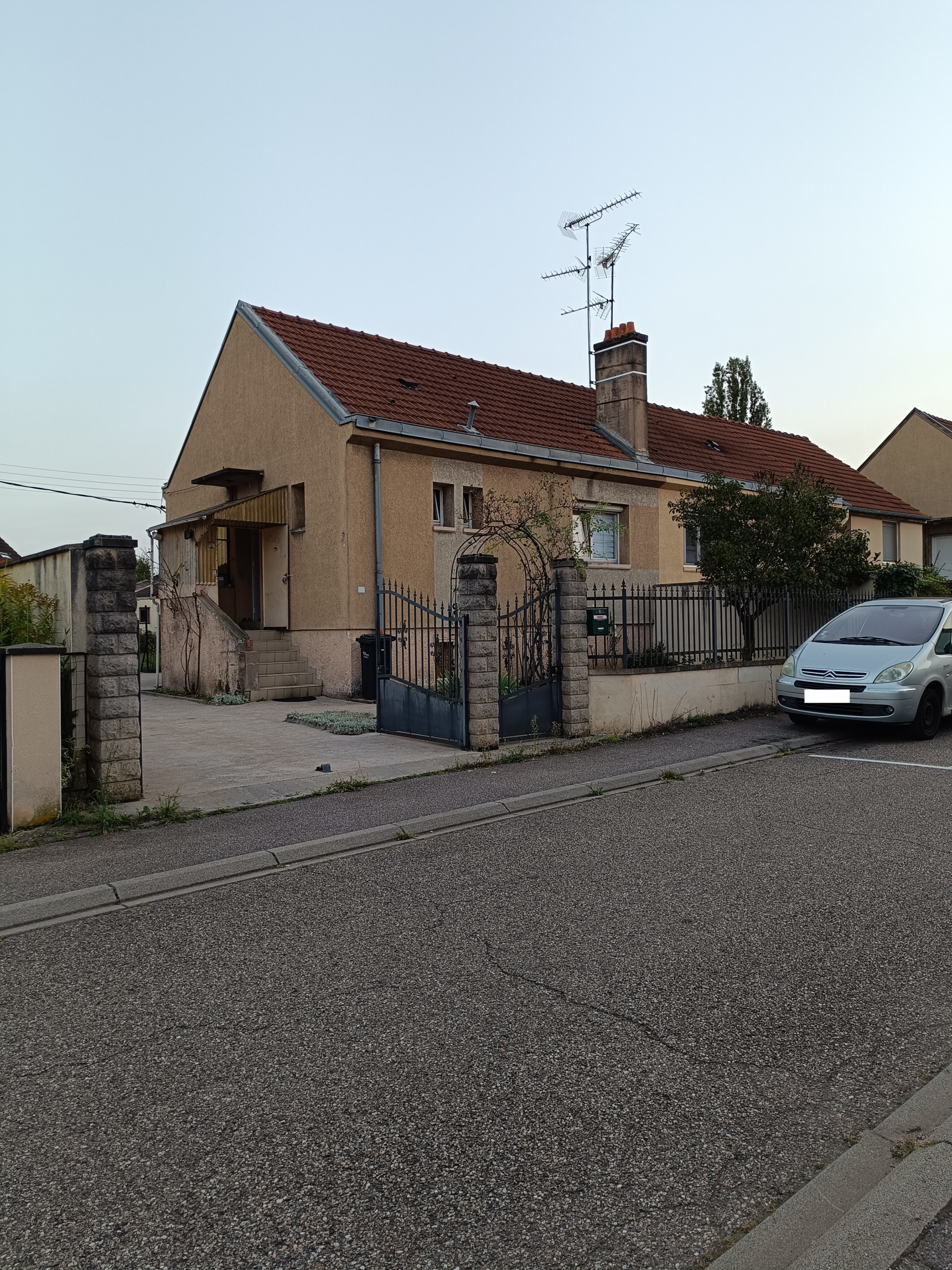 Maison avant les travaux d’extension à Blénod-lès-Pont-à-Mousson